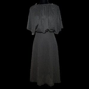 Vintage 70's - Blk/Wht Polka Dots - Butterfly Sleeve Dress - Size XS/S